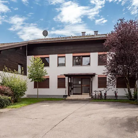 Апартаменты Design-suite Das Kaiser Mit 2 Schlafzimmern Und Hallenbad Und Sauna *